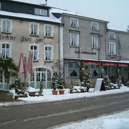 La Chatelaine & Aux Chevaliers Szálloda 3*