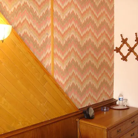 La Chatelaine & Aux Chevaliers Szálloda 3*